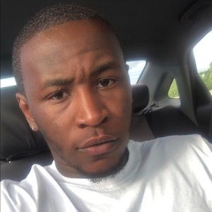 Meet your Posher, Devante